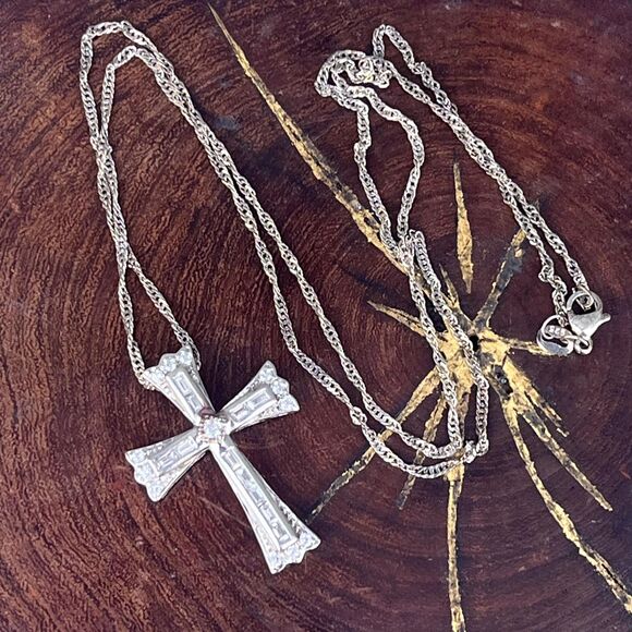 Sterling Cross Necklace with Cubic Zirconia Vintage Religious Jewelry Whimsigoth - Picture 4 of 8